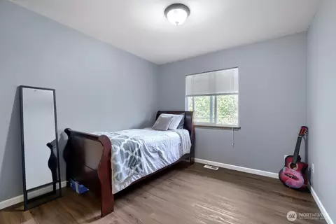 Bedroom - 620 90th St SW, Everett, WA 98204 photo 4 of 5