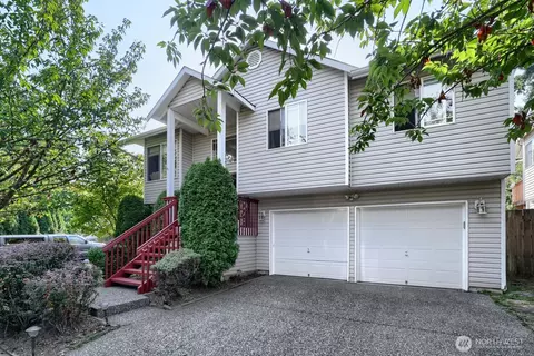 Exterior - 620 90th St SW, Everett, WA 98204 photo 3 of 5