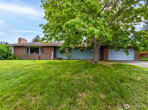 1605 N Ashland Ave, East Wenatchee, WA 98802