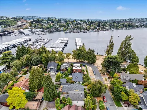 1823 E Shelby St, Seattle, WA 98112