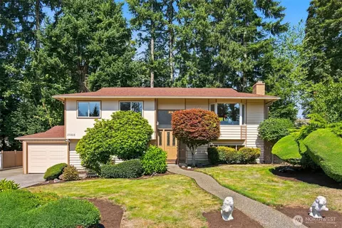 15808 NE 112th St, Redmond, WA 98052