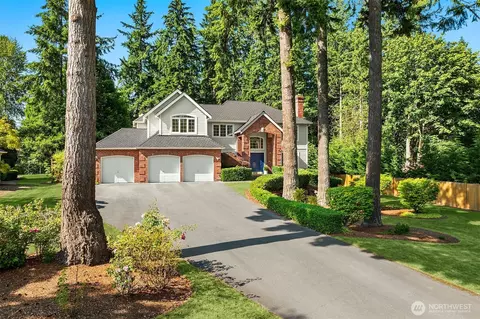 21728 NE 81st St, Redmond, WA 98053