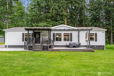 154 Lindsay Rd, Camano Island, WA 98282