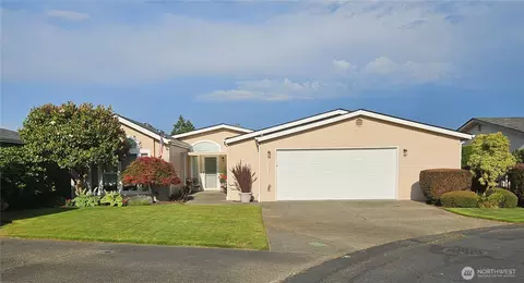 9011 61st Avenue Ct E, Puyallup, WA 98371