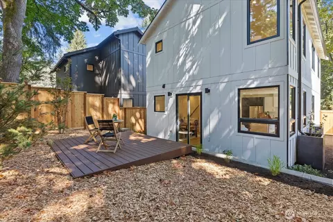 11349 23rd Ave NE, Seattle, WA 98125