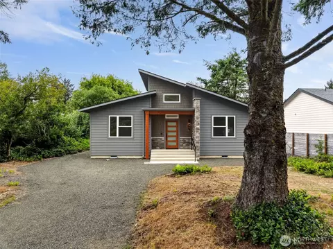 435 Orion Ave SW, Ocean Shores, WA 98569