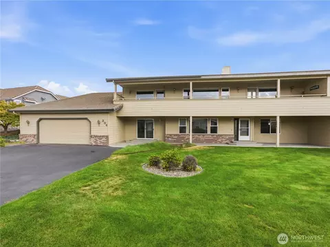 1380 Eastmont Ave #304, East Wenatchee, WA 98802