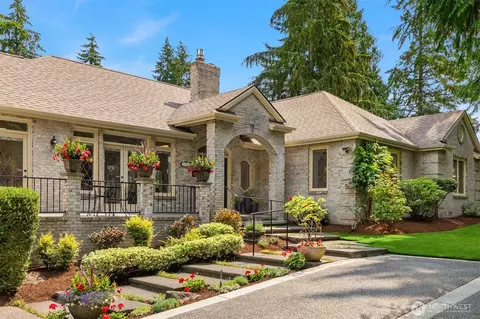2420 Greenhaven Pl NW, Bremerton, WA 98312