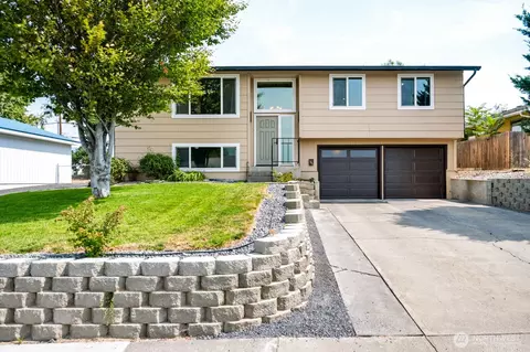 1213 S Skyline Dr, Moses Lake, WA 98837