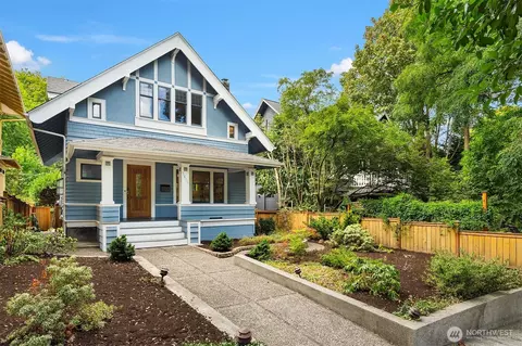 5815 17th Ave NE, Seattle, WA 98105