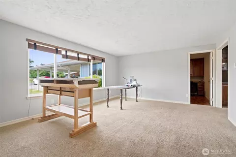 Living - 361 E Anderson Rd, Sequim, WA 98382 photo 4 of 5