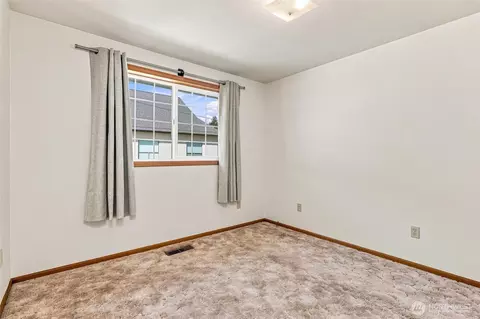 Bedroom - 112 W 2nd St #A, Everson, WA 98247 photo 3 of 7