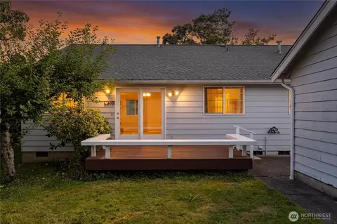 Exterior - 112 W 2nd St #A, Everson, WA 98247 photo 8 of 8