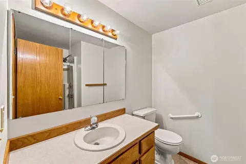 Bath - 112 W 2nd St #A, Everson, WA 98247 photo 1 of 2