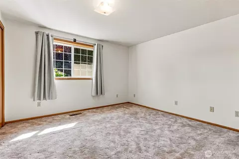 Bedroom - 112 W 2nd St #A, Everson, WA 98247 photo 4 of 7