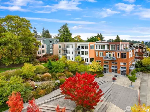 125 Ferncliff Ave NE #E242, Bainbridge Island, WA 98110