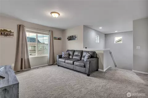 Other - 963 Bondgard Ave, Enumclaw, WA 98022 photo 2 of 2
