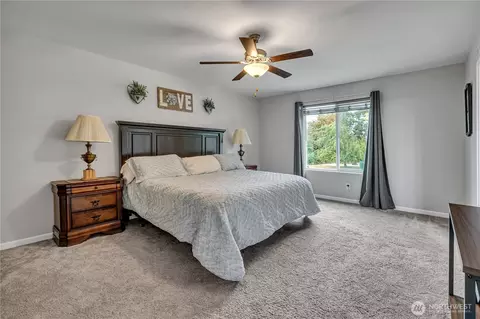 Bedroom - 963 Bondgard Ave, Enumclaw, WA 98022 photo 1 of 4