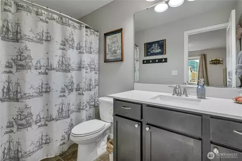 Bath - 963 Bondgard Ave, Enumclaw, WA 98022 photo 4 of 4