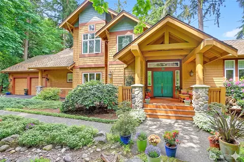 1951 Journeys End Ln, Camano Island, WA 98282