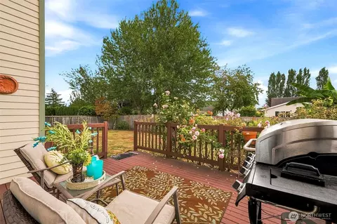 Exterior - 3060 Link Ave, Enumclaw, WA 98022 photo 5 of 5
