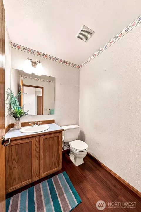 Bath - 3060 Link Ave, Enumclaw, WA 98022 photo 1 of 4