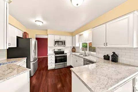 Kitchen - 3060 Link Ave, Enumclaw, WA 98022 photo 2 of 3