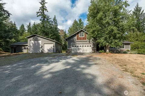 79 Adeline Ln, Camano Island, WA 98282