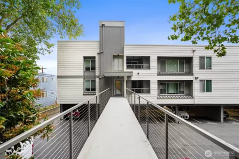 3609 14th Ave W #208, Seattle, WA 98119