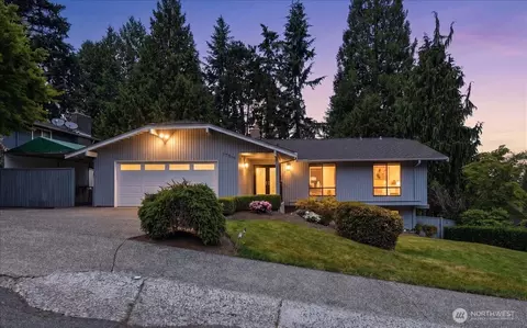 17816 NE 12th St, Bellevue, WA 98008