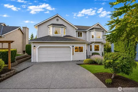 Exterior - 16832 119th Pl NE, Bothell, WA 98011 photo 2 of 4