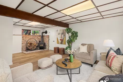 Living - 10125 NE 202nd St, Bothell, WA 98011 photo 6 of 6