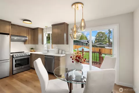 Kitchen - 10125 NE 202nd St, Bothell, WA 98011 photo 1 of 4