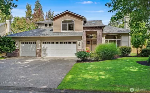 9805 76th St SW, Lakewood, WA 98498