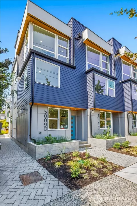 5009 Fauntleroy Way SW #D, Seattle, WA 98136