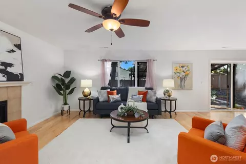 Living - 14019 4th Pl W, Everett, WA 98208 photo 1 of 5
