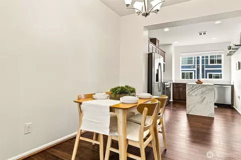 Dining - 3439 31st Dr, Everett, WA 98201 photo 1 of 1