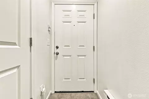 Entry Way - 3439 31st Dr, Everett, WA 98201 photo 1 of 3