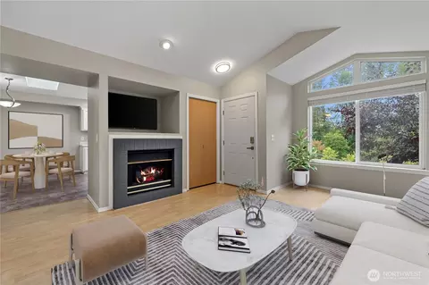 2210 Grade Rd #2, Lake Stevens, WA 98258