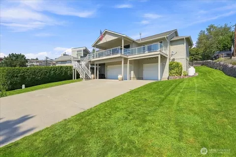 75 Coral St, Manson, WA 98831