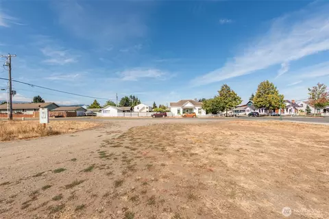191 W Bell St, Sequim, WA 98382 photo 25