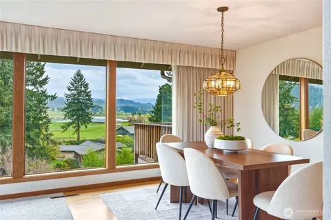 Dining - 40215 278th Ave SE, Enumclaw, WA 98022 photo 1 of 4
