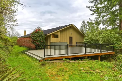 Exterior - 40215 278th Ave SE, Enumclaw, WA 98022 photo 4 of 6