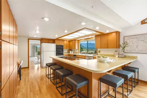 Kitchen - 40215 278th Ave SE, Enumclaw, WA 98022 photo 5 of 5