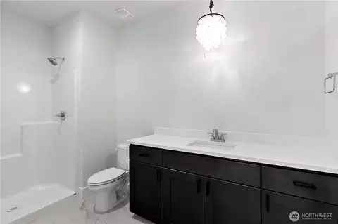 Bath - 1617 Lockridge Loop E #9, Enumclaw, WA 98022 photo 1 of 6
