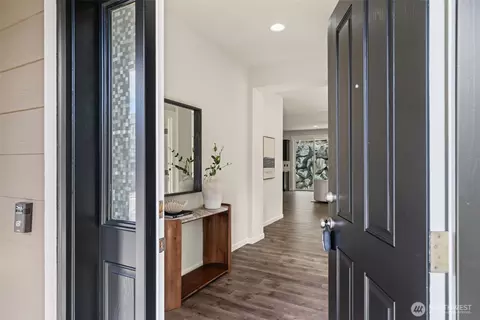 Entry Way - 1415 192nd Pl SE, Bothell, WA 98012 photo 2 of 3