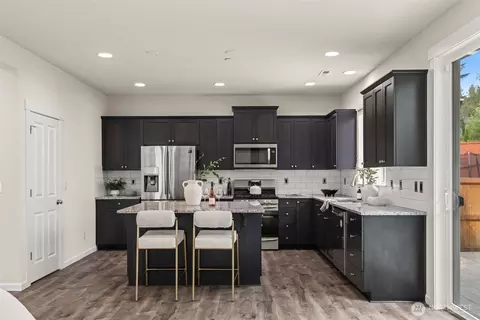 Kitchen - 1415 192nd Pl SE, Bothell, WA 98012 photo 4 of 4