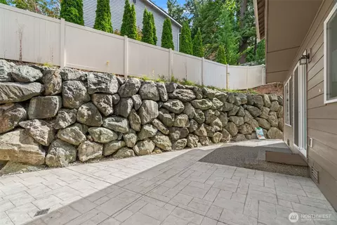Exterior - 1415 192nd Pl SE, Bothell, WA 98012 photo 5 of 6