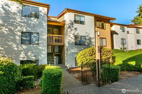 1018 S 312th St #531, Federal Way, WA 98003