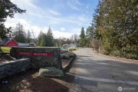 View/Area - 334 Dungeness Mdws, Sequim, WA 98382 photo 1 of 2